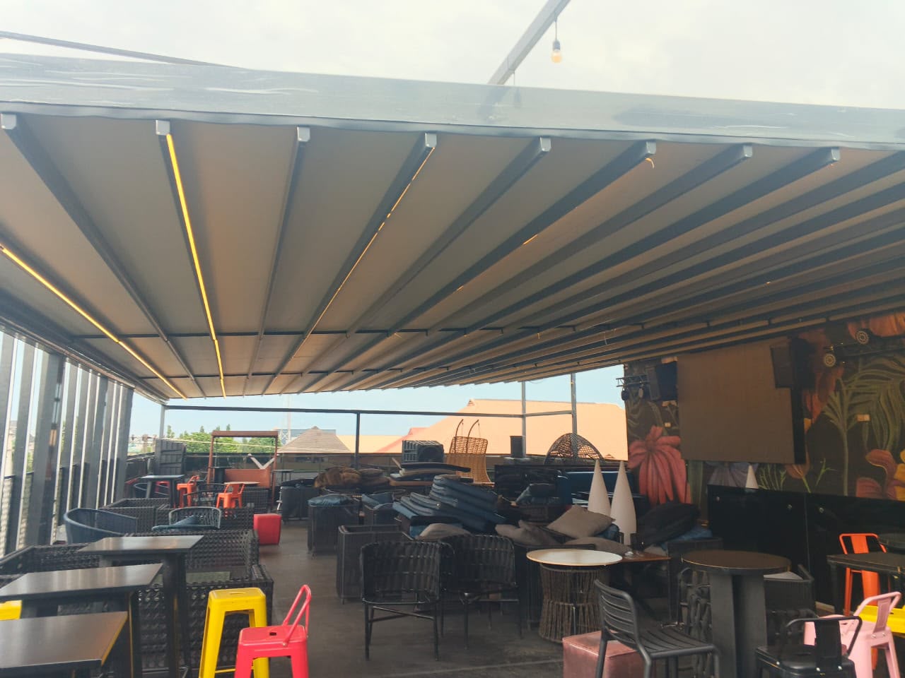 Outdoor patio pergola and awning